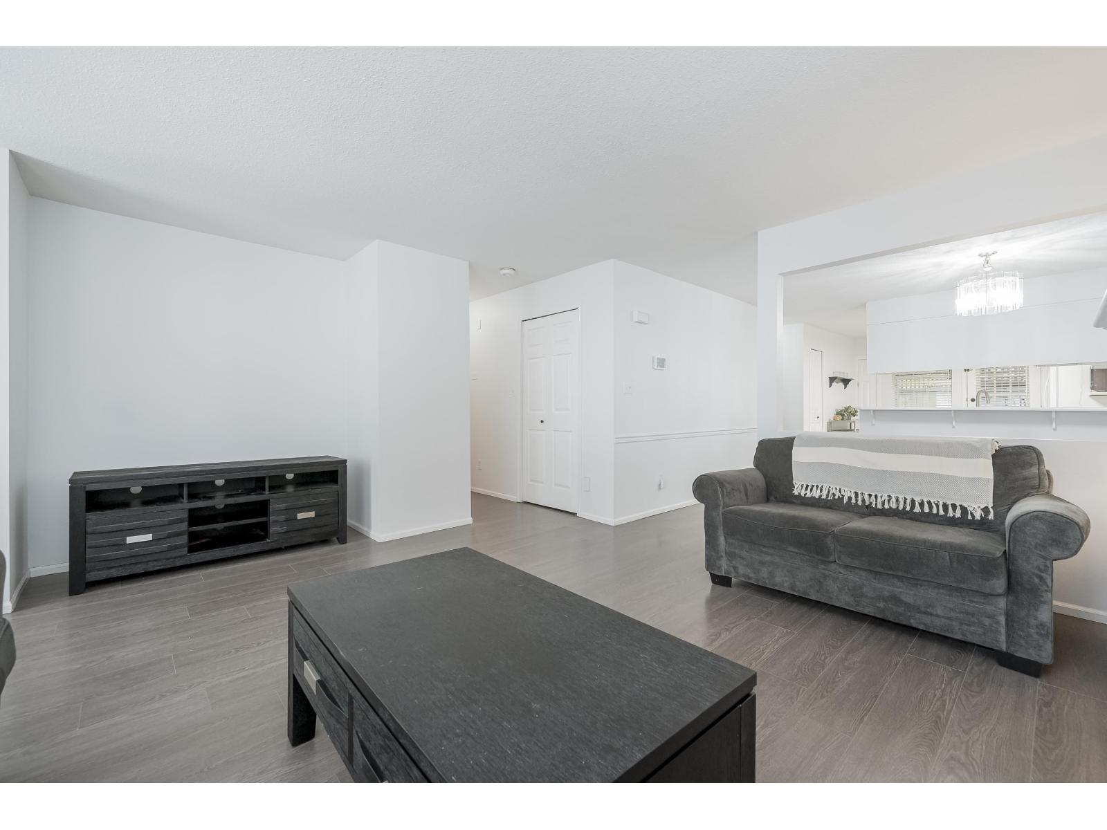 111 10308 155a Street, Surrey, British Columbia  V3R 4K5 - Photo 12 - R3062645
