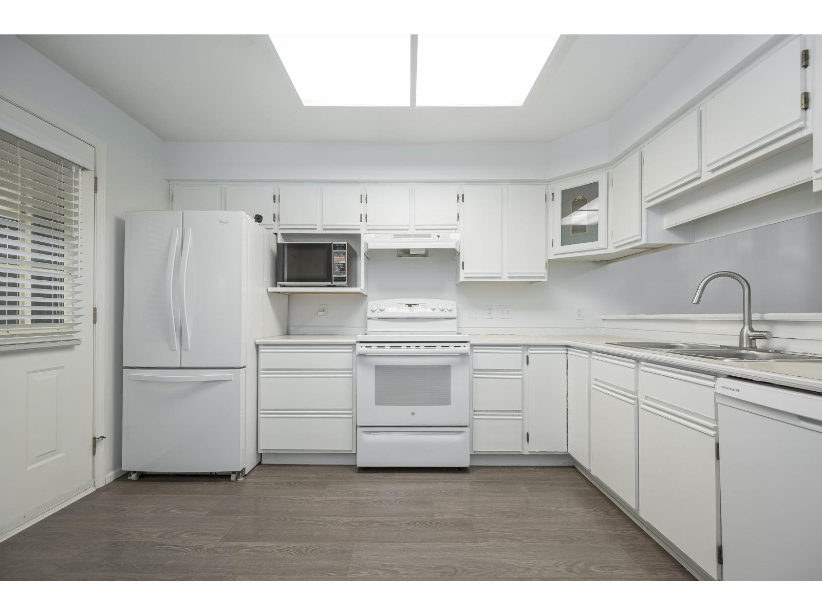 111 10308 155a Street, Surrey, British Columbia  V3R 4K5 - Photo 16 - R3062645