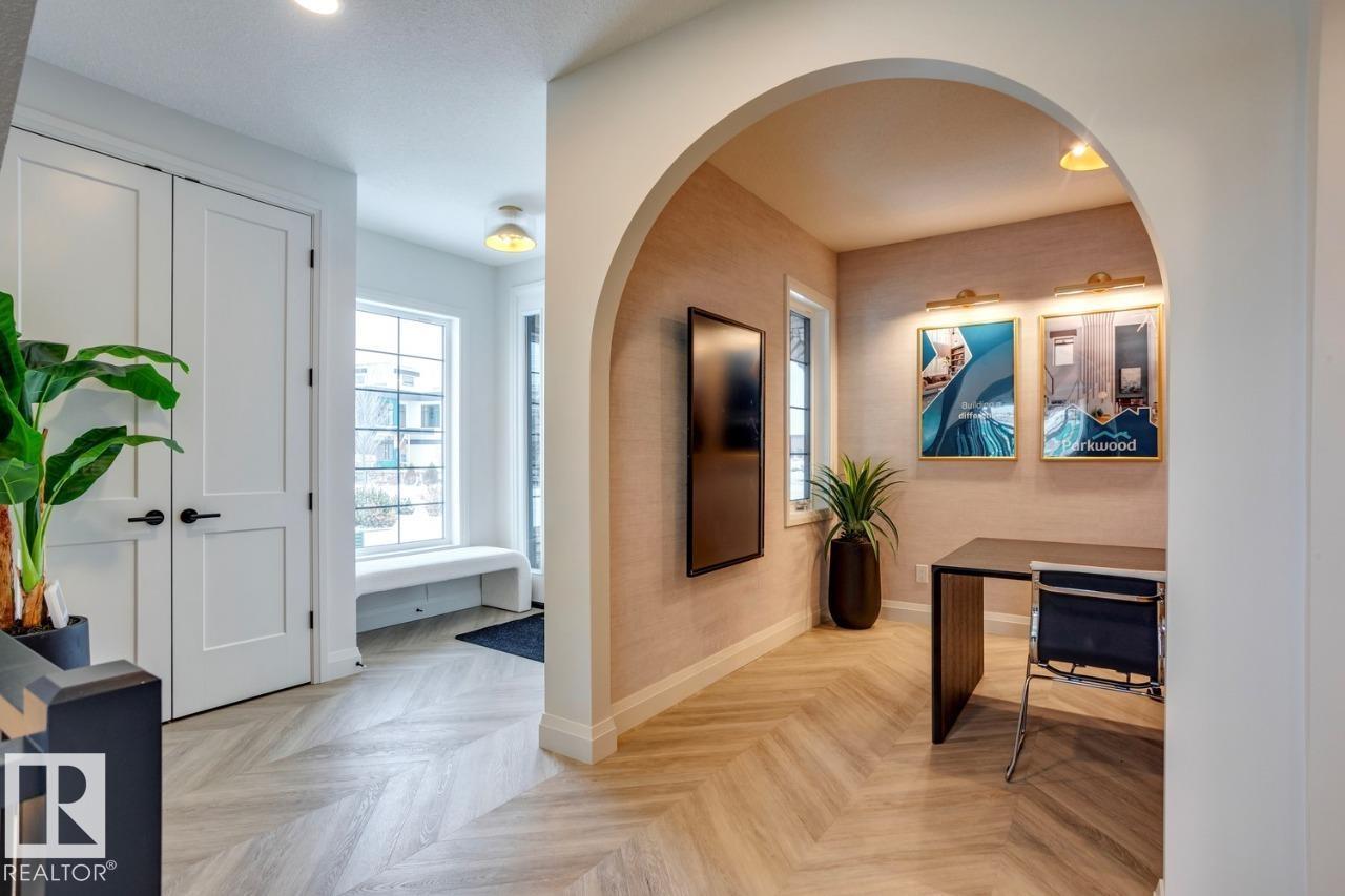 191 Hays Ridge Bv Sw, Edmonton, Alberta  T6W 4G6 - Photo 5 - E4462358