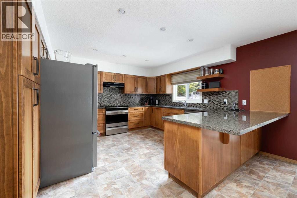 272 Ball Place, Fort Mcmurray, Alberta  T9K 2A2 - Photo 13 - A2244364