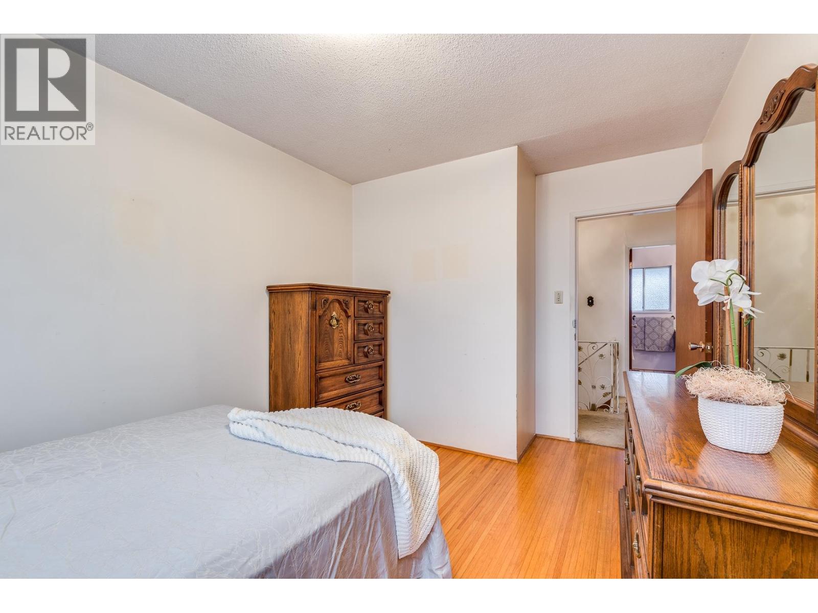 1250 Delta Avenue, Burnaby, British Columbia  V5B 3G2 - Photo 15 - R3063005