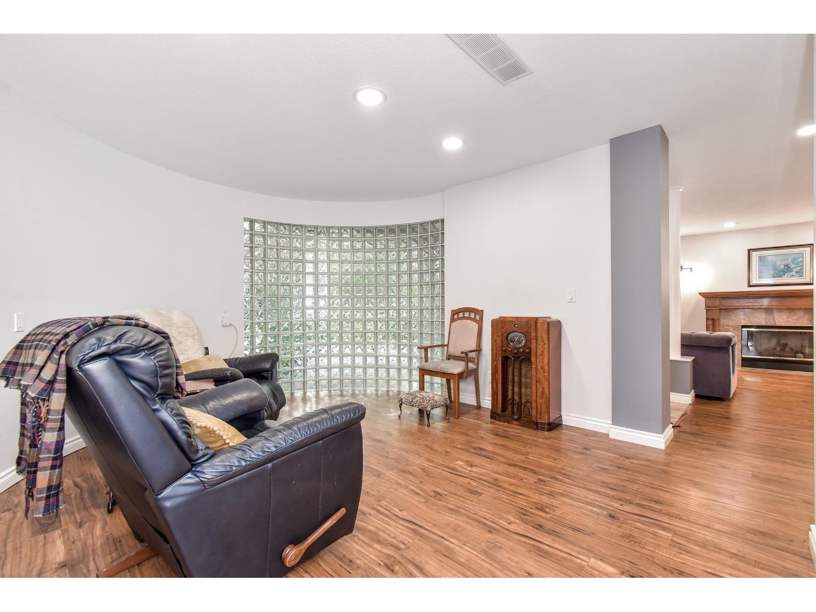 20485 93a Avenue, Langley, British Columbia  V1M 1B8 - Photo 33 - R3062647