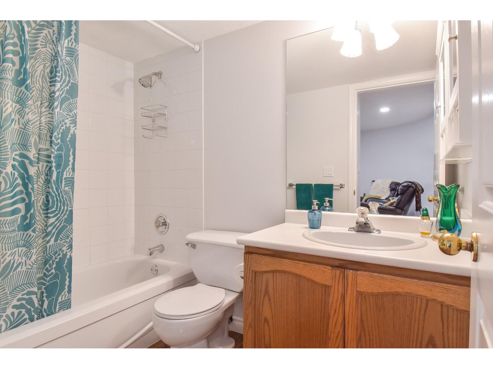 20485 93a Avenue, Langley, British Columbia  V1M 1B8 - Photo 17 - R3062647