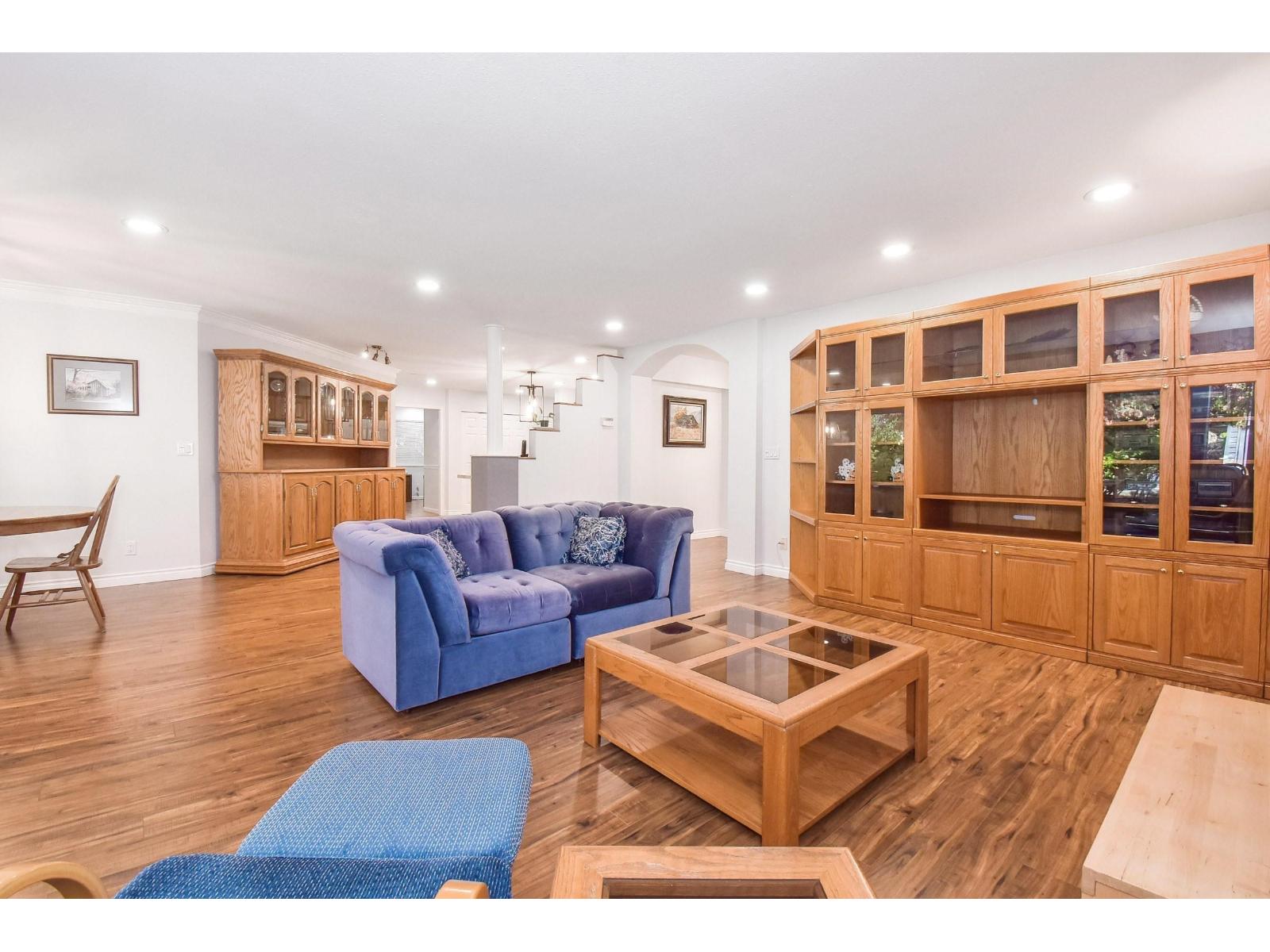 20485 93a Avenue, Langley, British Columbia  V1M 1B8 - Photo 10 - R3062647