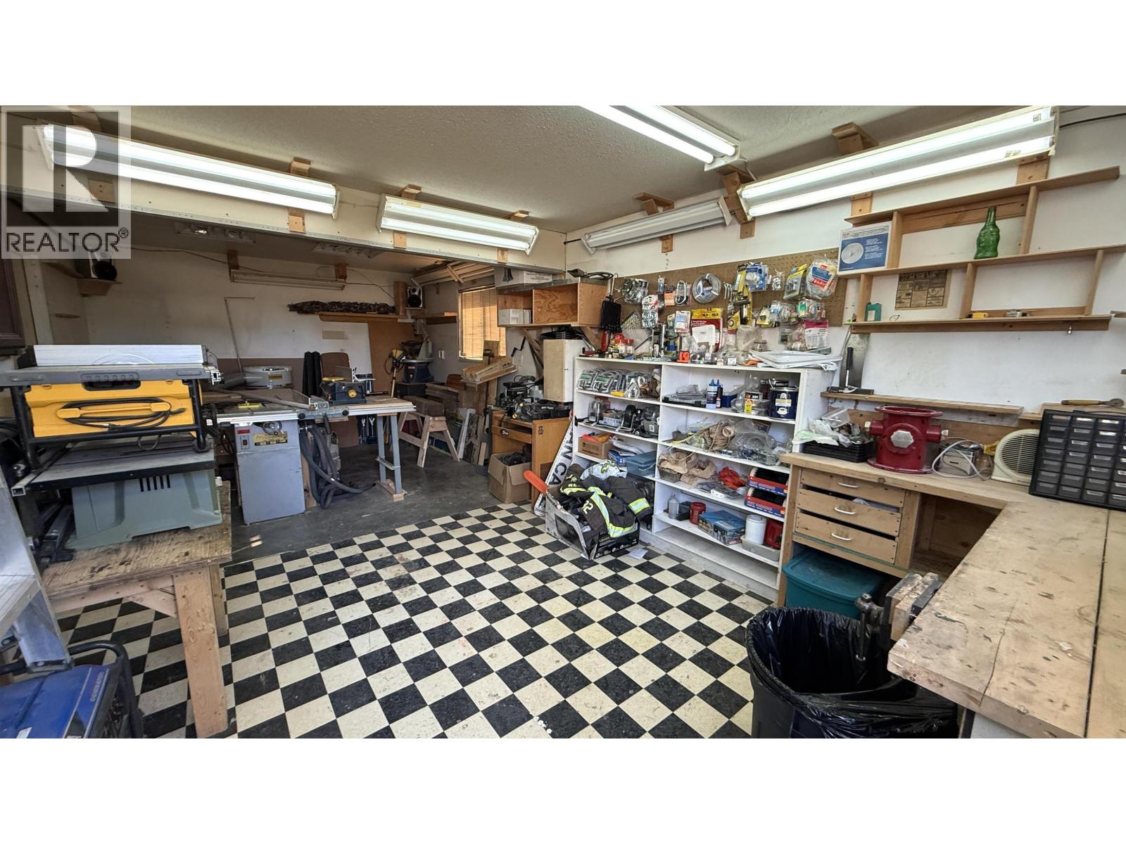 4953 Telqua Drive, 108 Mile Ranch, British Columbia  V0K 2E1 - Photo 20 - R3063089