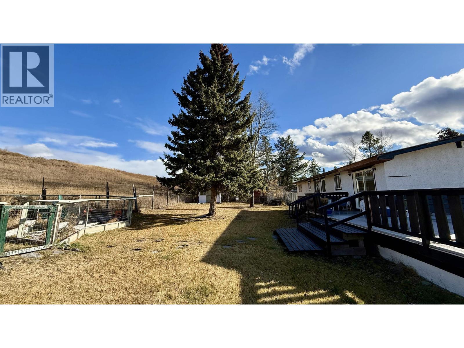 4953 Telqua Drive, 108 Mile Ranch, British Columbia  V0K 2E1 - Photo 22 - R3063089