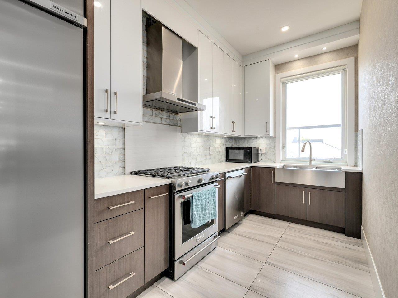 1126 Stevens Street, White Rock, British Columbia  V4B 4X8 - Photo 8 - R3050747