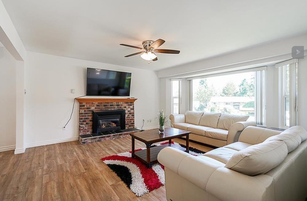 15084 86a Avenue, Surrey, British Columbia  V3S 4V1 - Photo 4 - R3063012