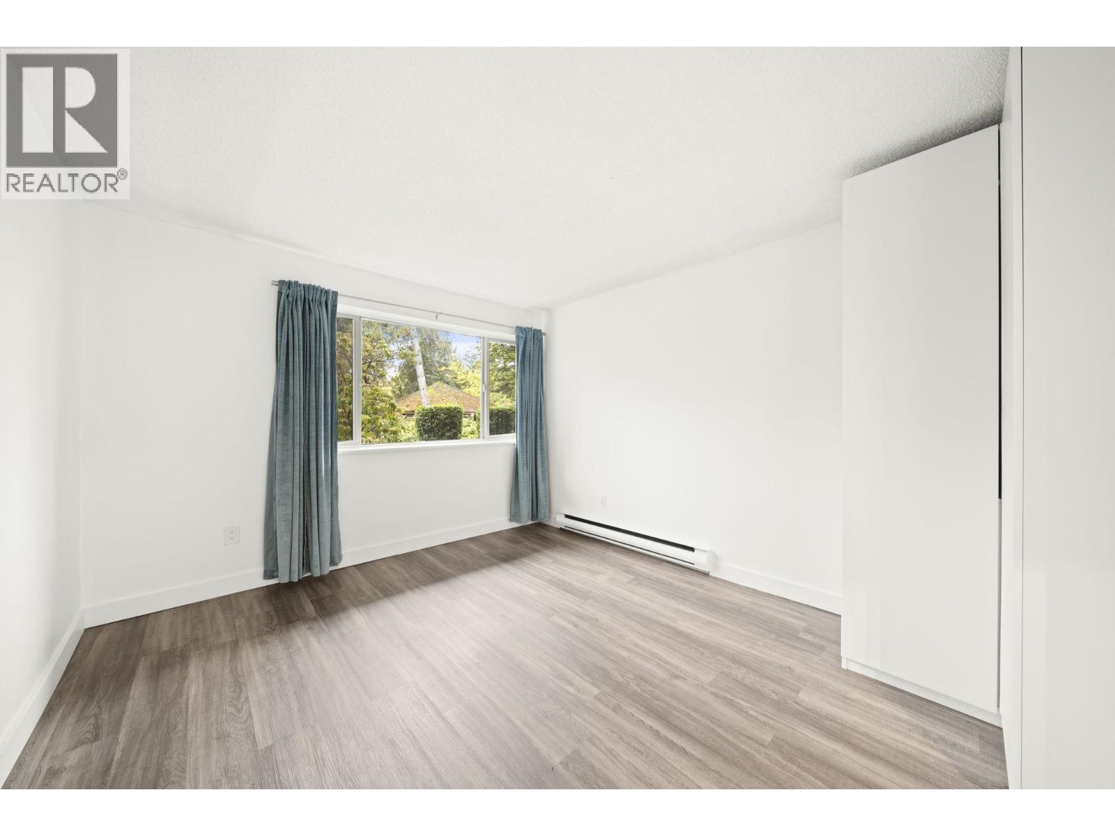 110 9847 Manchester Drive, Burnaby, British Columbia  V3N 4P4 - Photo 5 - R3063063