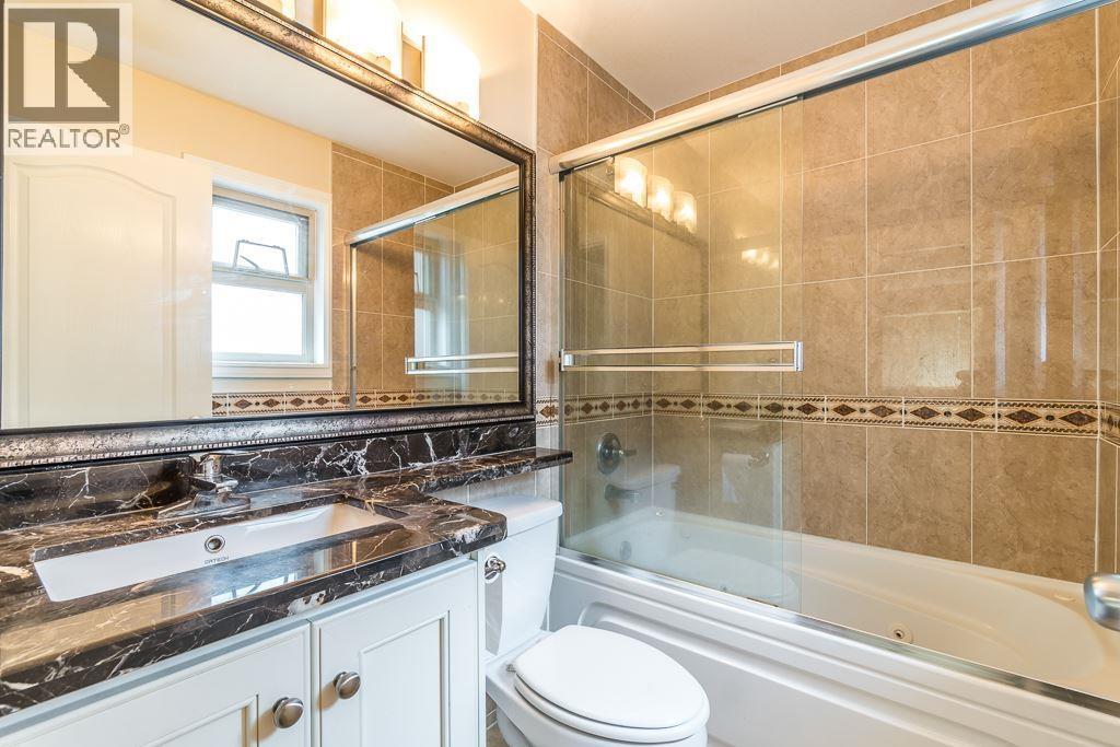 7734 16th Avenue, Burnaby, British Columbia  V3N 1P9 - Photo 8 - R3063067