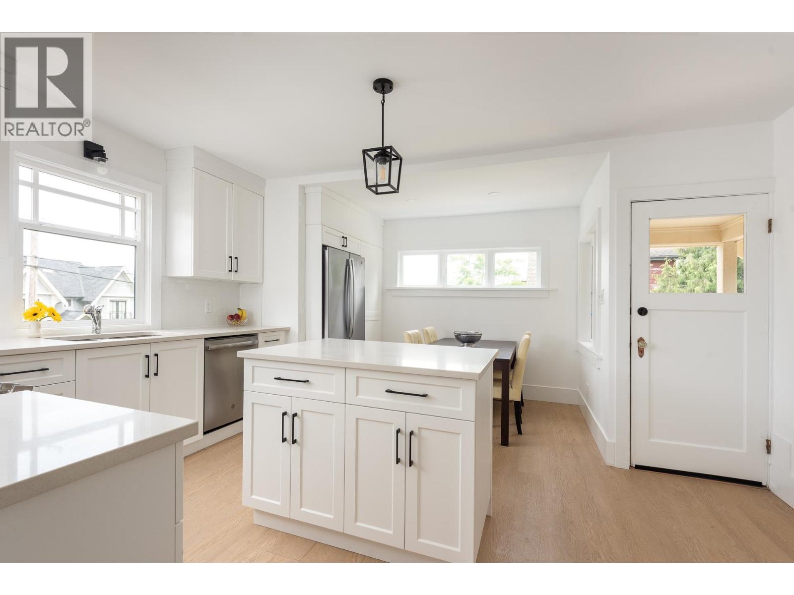 631 Second Street, New Westminster, British Columbia  V3L 2M6 - Photo 7 - R3063085