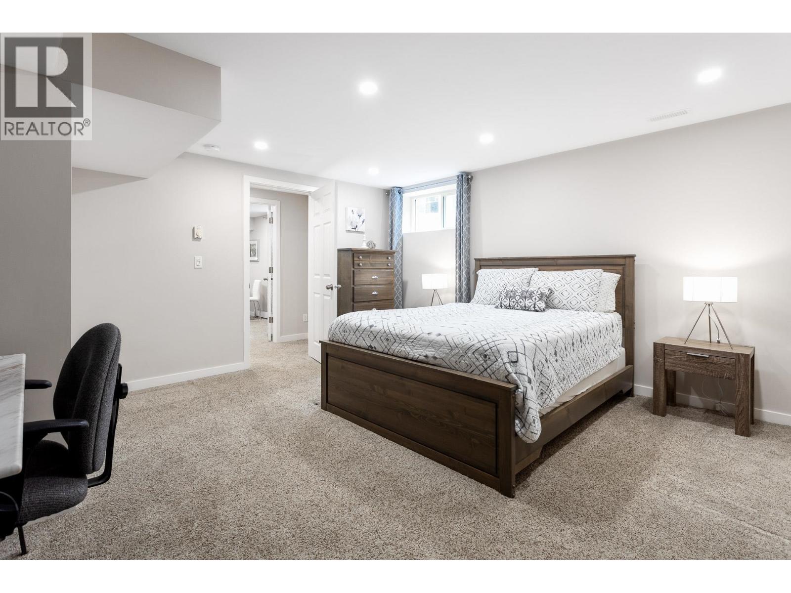 2443 Leclair Drive, Coquitlam, British Columbia  V3K 6G7 - Photo 30 - R3063086