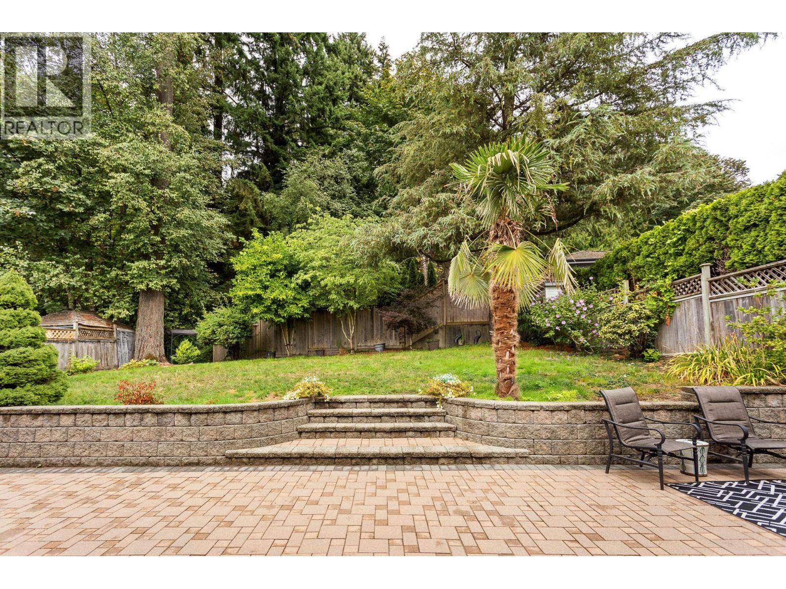 2443 Leclair Drive, Coquitlam, British Columbia  V3K 6G7 - Photo 33 - R3063086