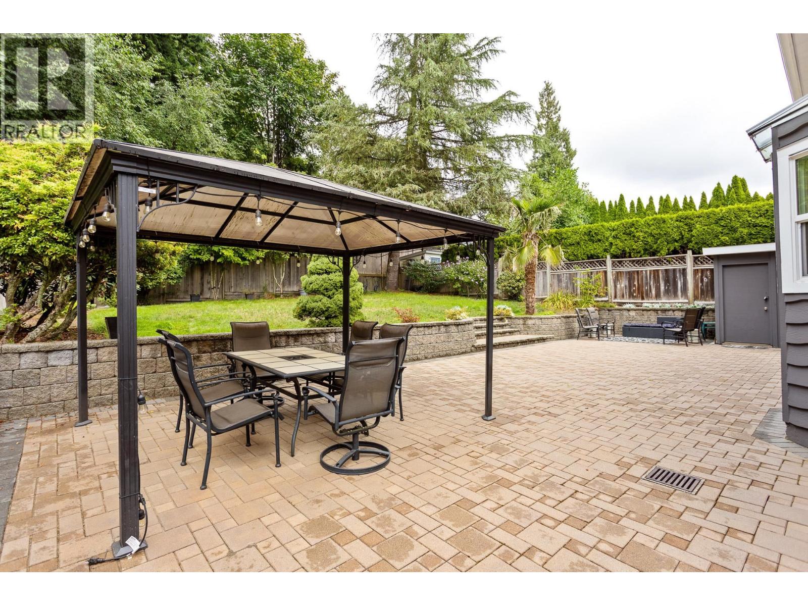 2443 Leclair Drive, Coquitlam, British Columbia  V3K 6G7 - Photo 34 - R3063086