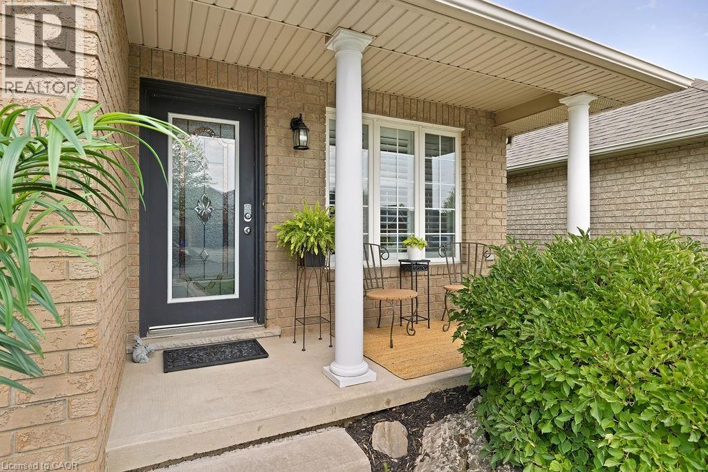 54 Briarose Place, Hamilton, Ontario  L9C 7V3 - Photo 6 - 40773879