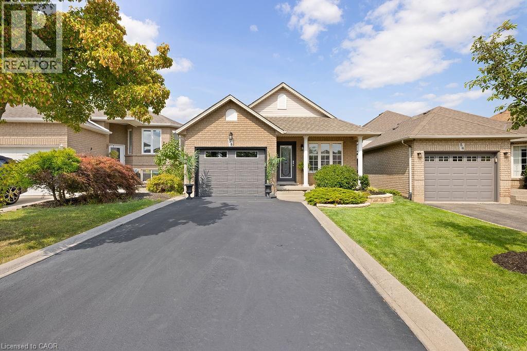 54 Briarose Place, Hamilton, Ontario  L9C 7V3 - Photo 3 - 40773879