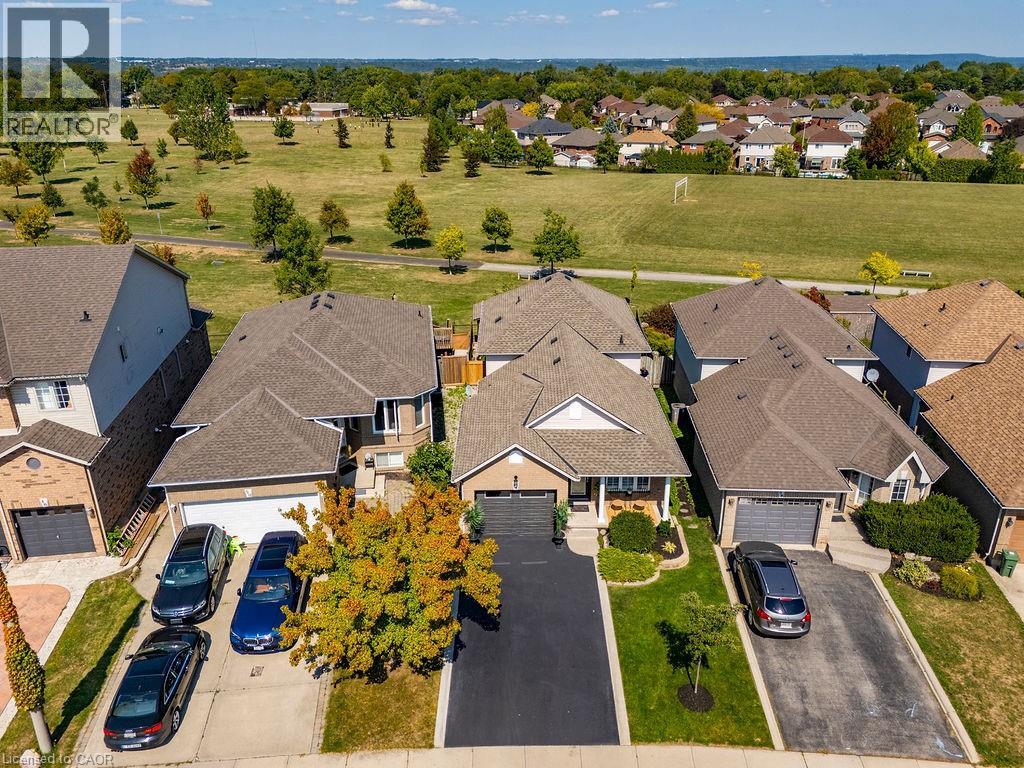 54 Briarose Place, Hamilton, Ontario  L9C 7V3 - Photo 39 - 40773879