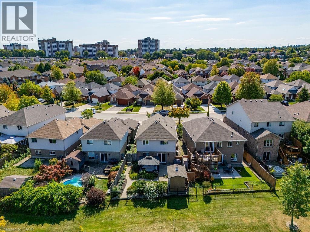 54 Briarose Place, Hamilton, Ontario  L9C 7V3 - Photo 50 - 40773879