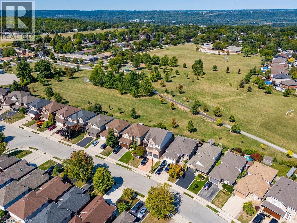 54 Briarose Place, Hamilton, Ontario  L9C 7V3 - Photo 42 - 40773879