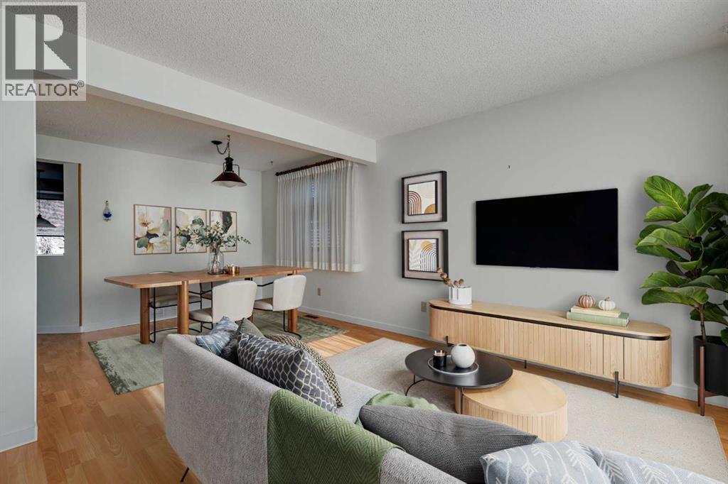 76 Woodstock Road Sw, Calgary, Alberta  T2W 5W2 - Photo 3 - A2265651