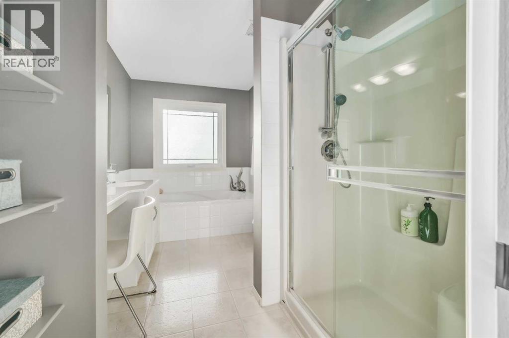 127 Kincora Drive Nw, Calgary, Alberta  T3R 1L5 - Photo 18 - A2266386