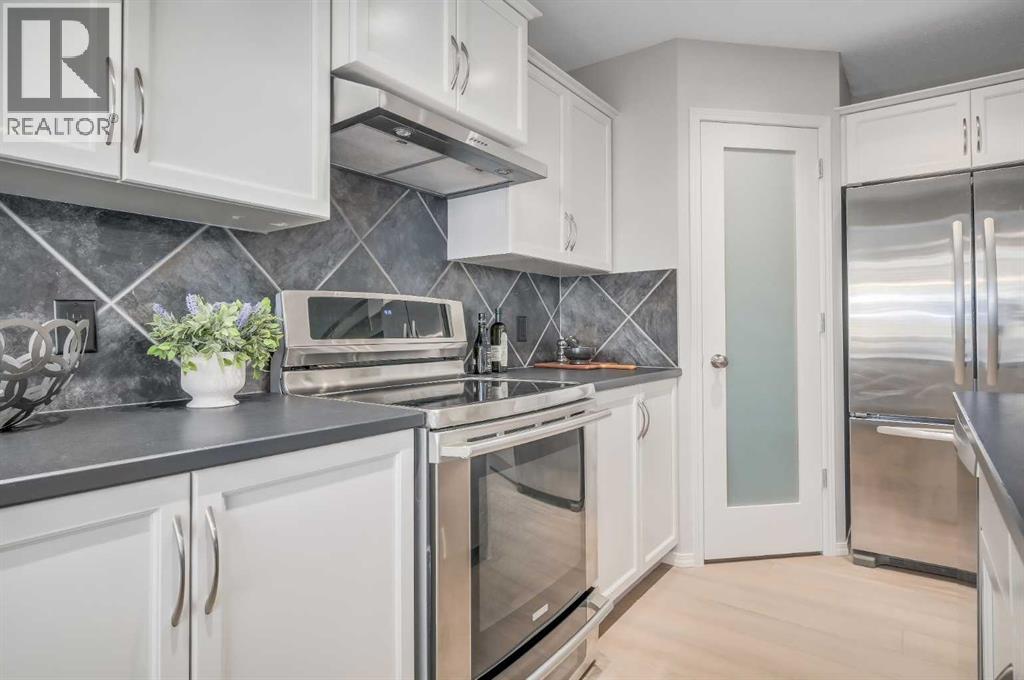 127 Kincora Drive Nw, Calgary, Alberta  T3R 1L5 - Photo 5 - A2266386