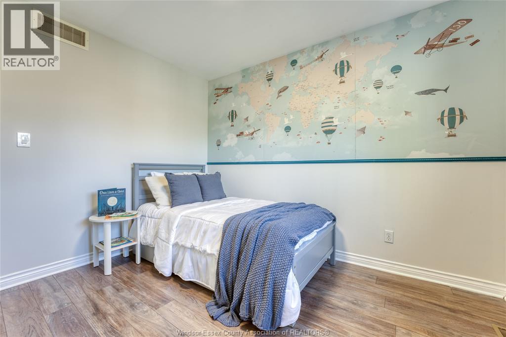 4335 St. Clair Avenue, Lasalle, Ontario  N9H 2N3 - Photo 14 - 25027510