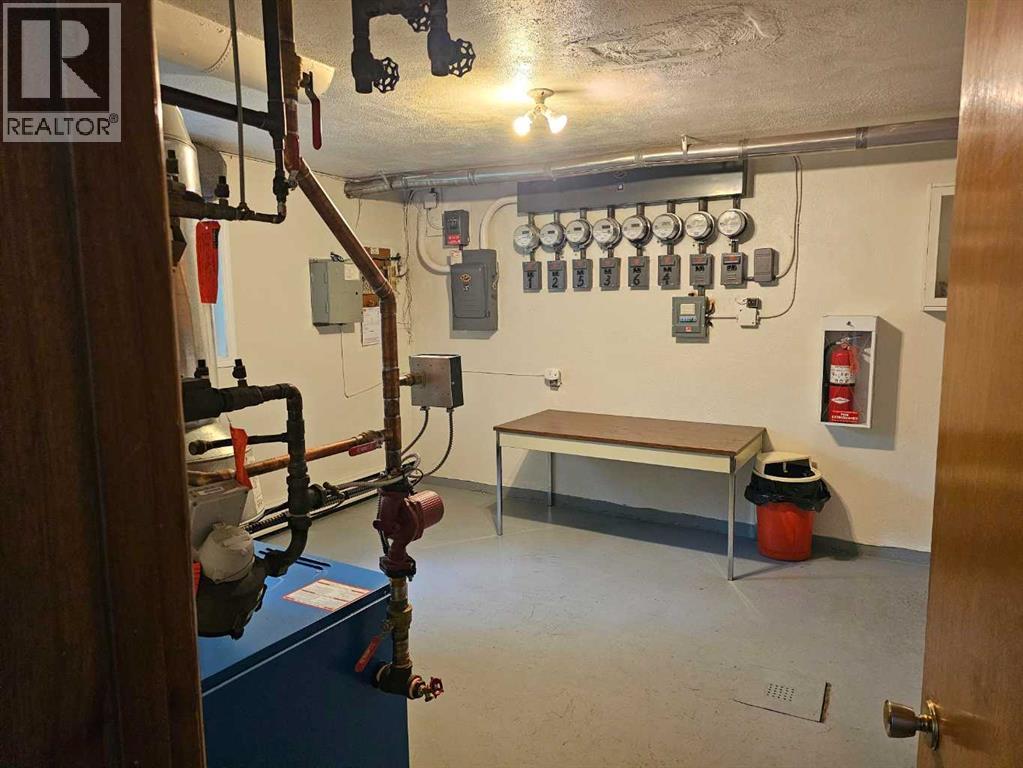 2312 22 Street Nw, Calgary, Alberta  T2M 3W4 - Photo 7 - A2246876