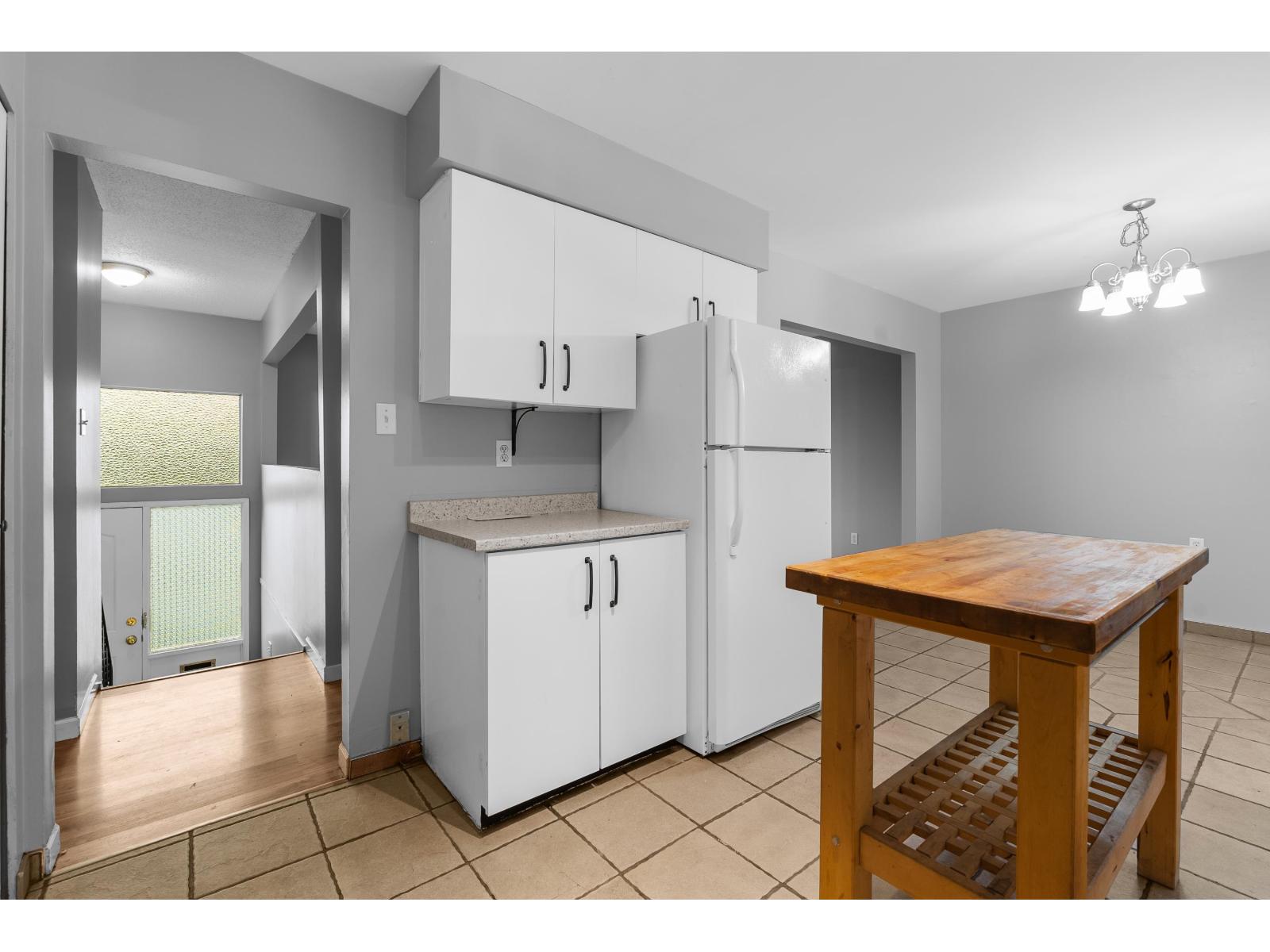 35180 Cassiar Avenue, Abbotsford, British Columbia  V2S 5R4 - Photo 12 - R3062199