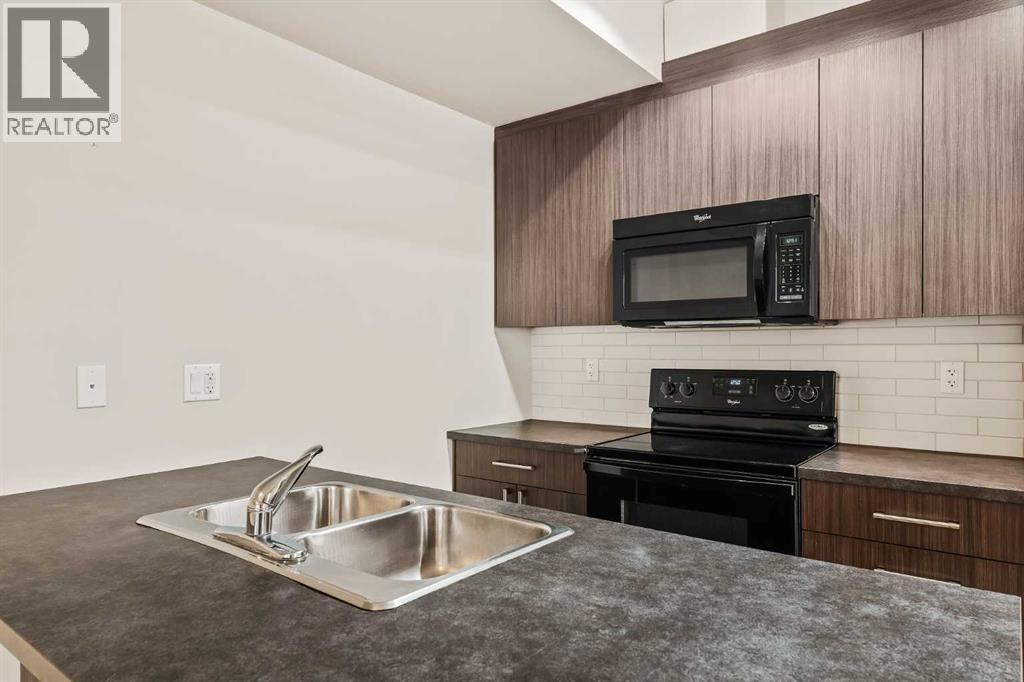 212, 300 Marina Drive, Chestermere, Alberta  T1X 0P6 - Photo 8 - A2263973