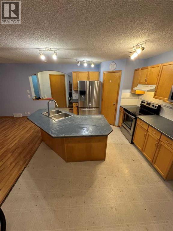 146 Coverton Heights Ne, Calgary, Alberta  T3K 5B2 - Photo 4 - A2267393