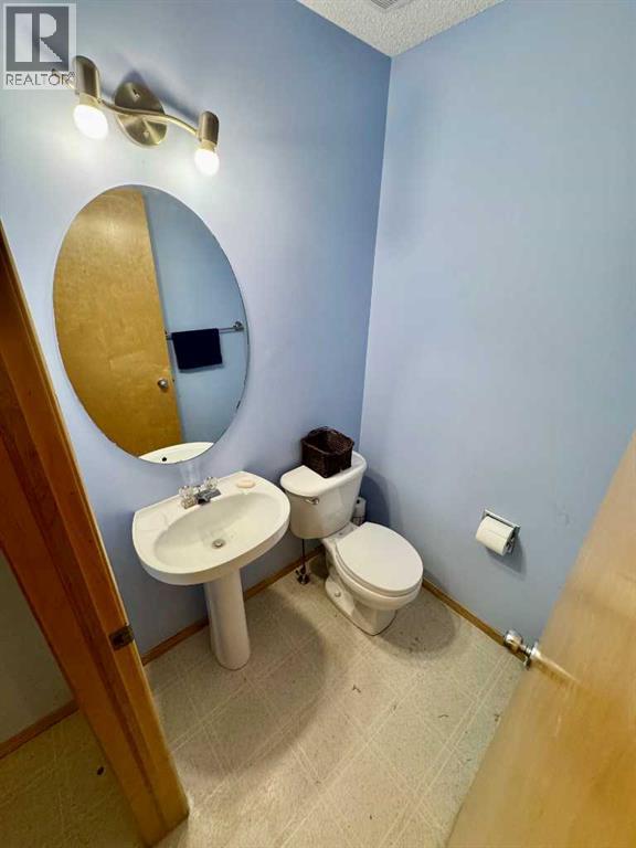 146 Coverton Heights Ne, Calgary, Alberta  T3K 5B2 - Photo 9 - A2267393