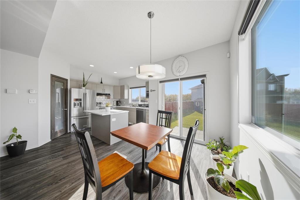 427 Castlebury Meadows Drive, Winnipeg, Manitoba  R2R 2X5 - Photo 15 - 202527510