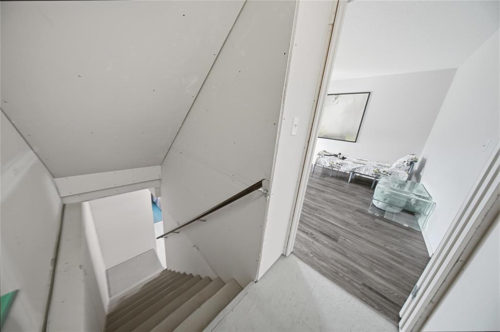 427 Castlebury Meadows Drive, Winnipeg, Manitoba  R2R 2X5 - Photo 31 - 202527510