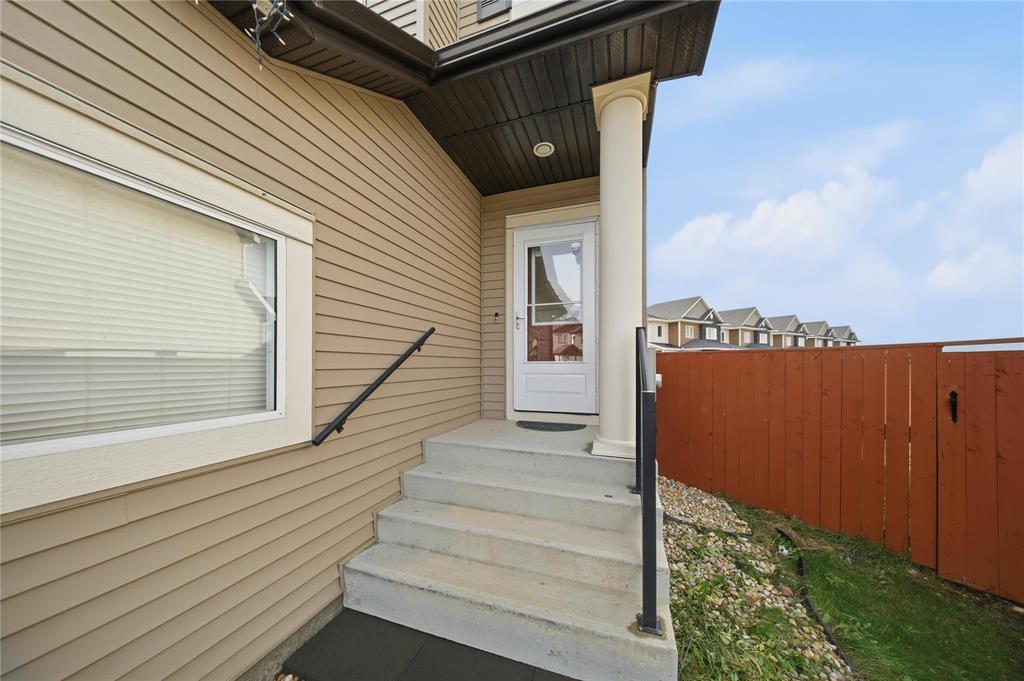 427 Castlebury Meadows Drive, Winnipeg, Manitoba  R2R 2X5 - Photo 4 - 202527510