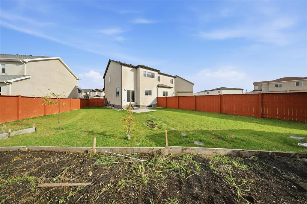 427 Castlebury Meadows Drive, Winnipeg, Manitoba  R2R 2X5 - Photo 35 - 202527510