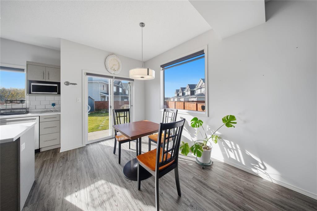 427 Castlebury Meadows Drive, Winnipeg, Manitoba  R2R 2X5 - Photo 14 - 202527510