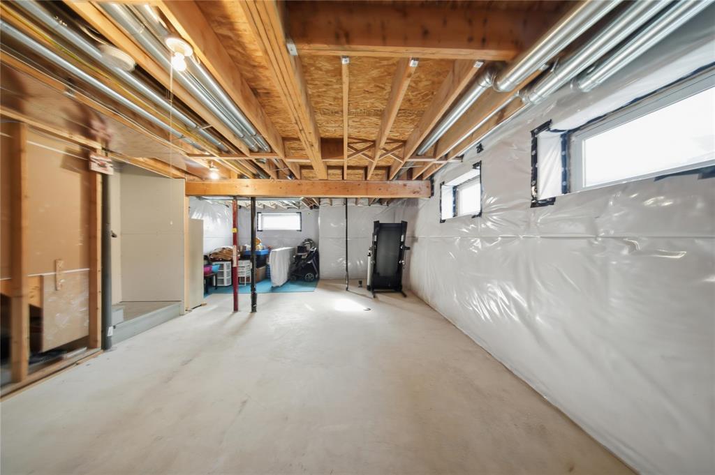 427 Castlebury Meadows Drive, Winnipeg, Manitoba  R2R 2X5 - Photo 32 - 202527510