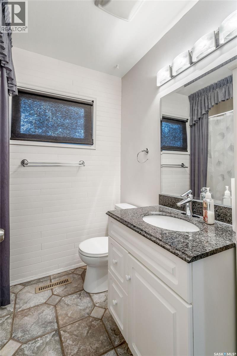 718 Cuelenaere Street, Prince Albert, Saskatchewan  S6V 2S9 - Photo 17 - SK021936