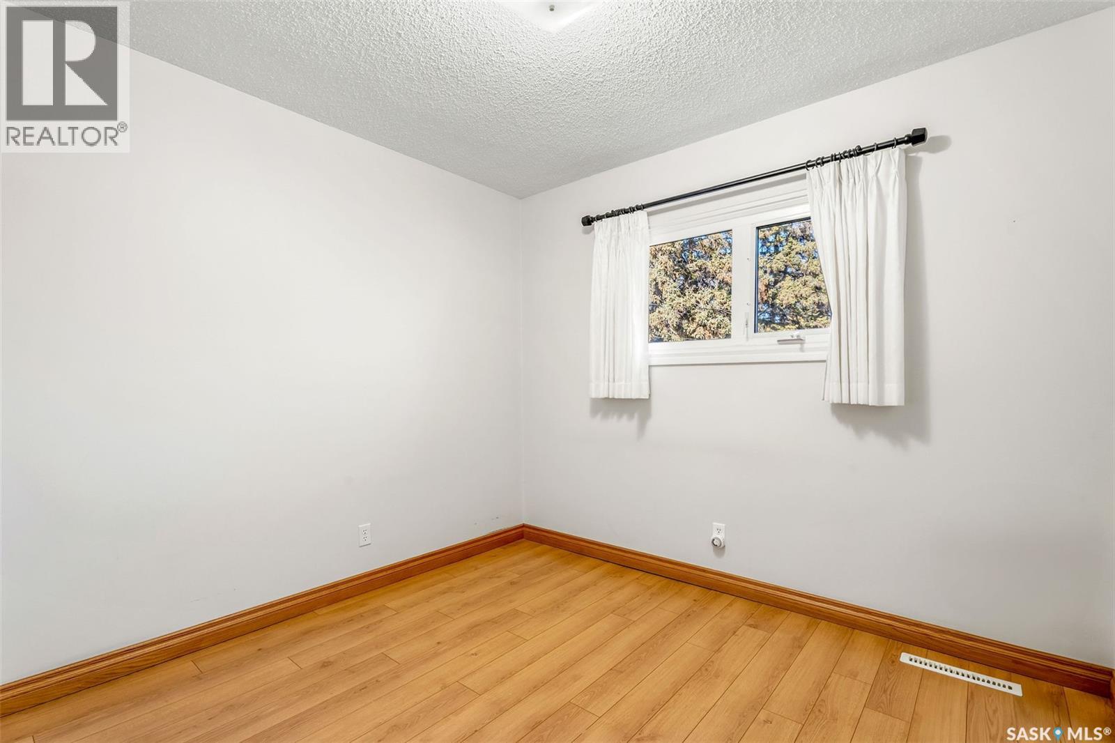 718 Cuelenaere Street, Prince Albert, Saskatchewan  S6V 2S9 - Photo 19 - SK021936