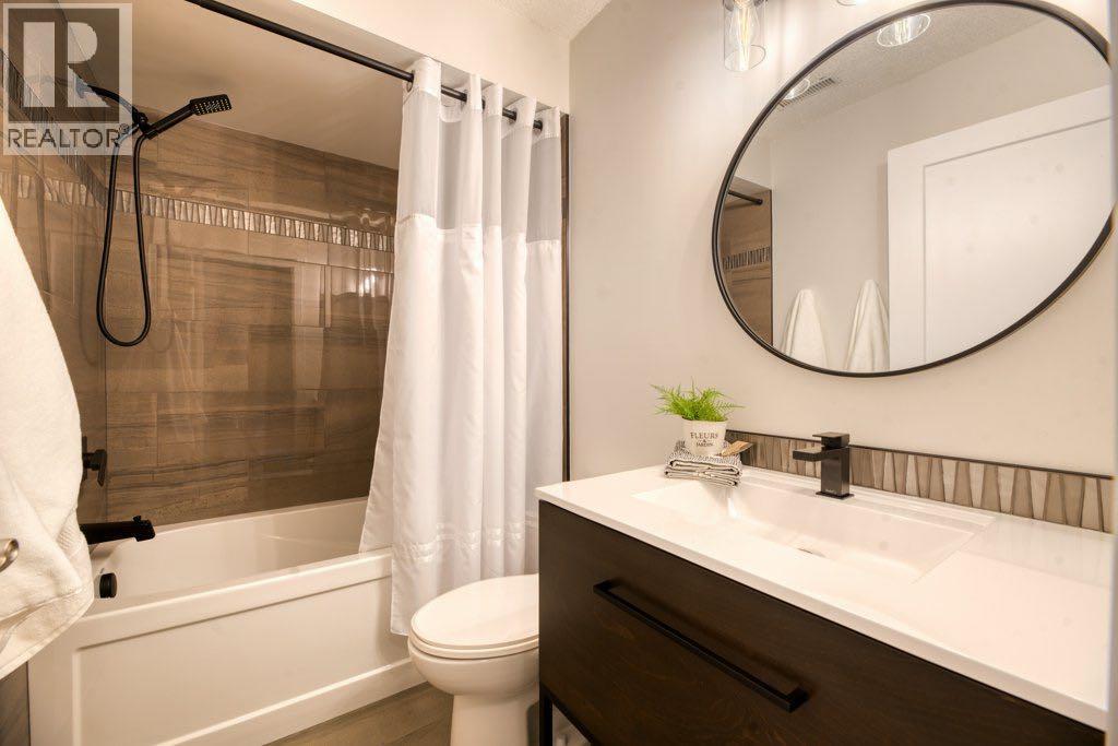 145 Lakeside Greens Place, Chestermere, Alberta  T1X 1C4 - Photo 33 - A2256007