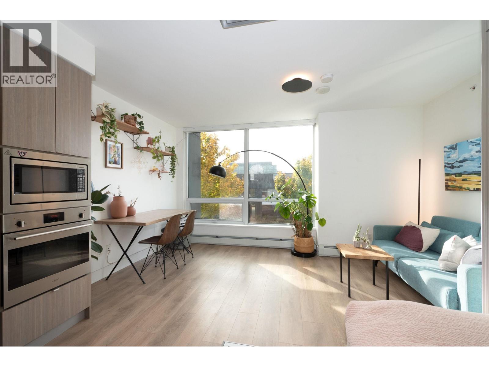 208 1788 COLUMBIA STREET, Vancouver, British Columbia