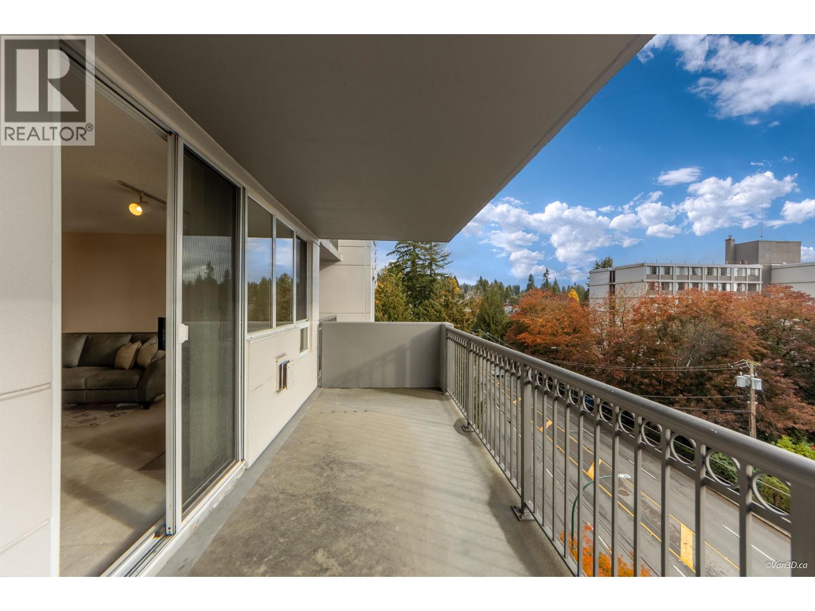 701 555 Austin Avenue, Coquitlam, British Columbia  V3K 6R8 - Photo 11 - R3062989