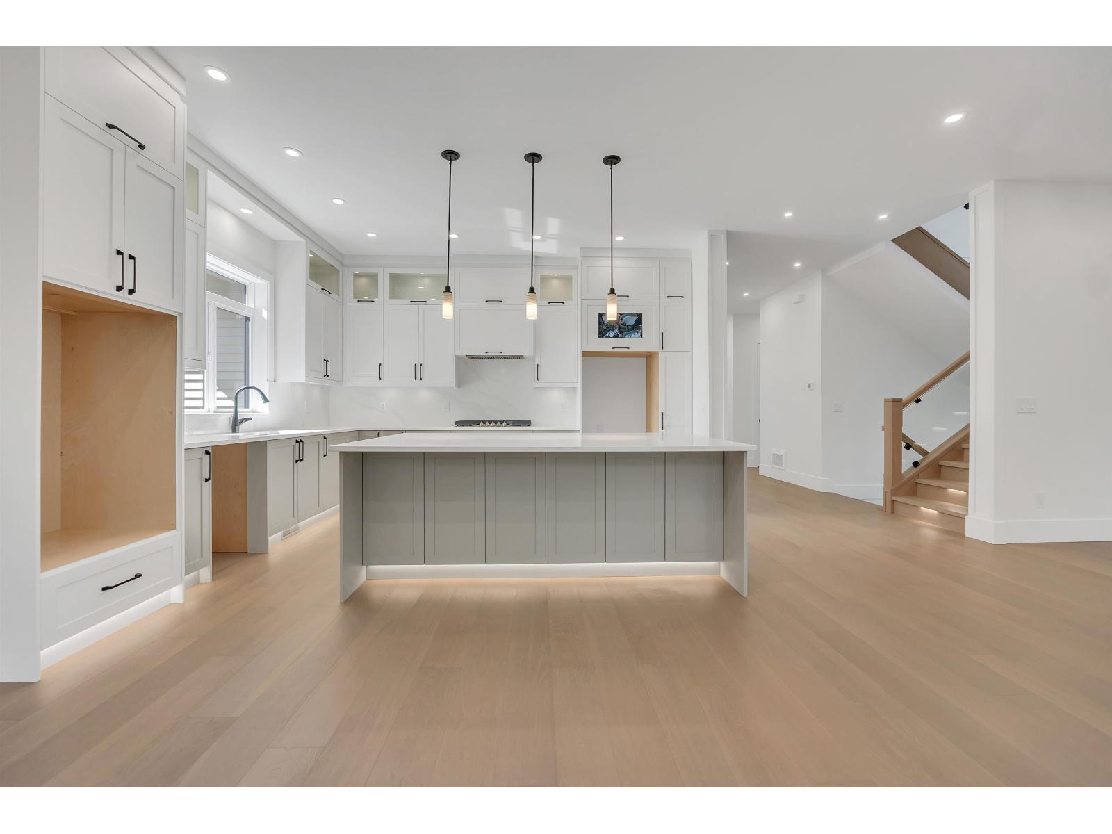 2378 Merlot Boulevard, Abbotsford, British Columbia  V4X 0A6 - Photo 8 - R3048219