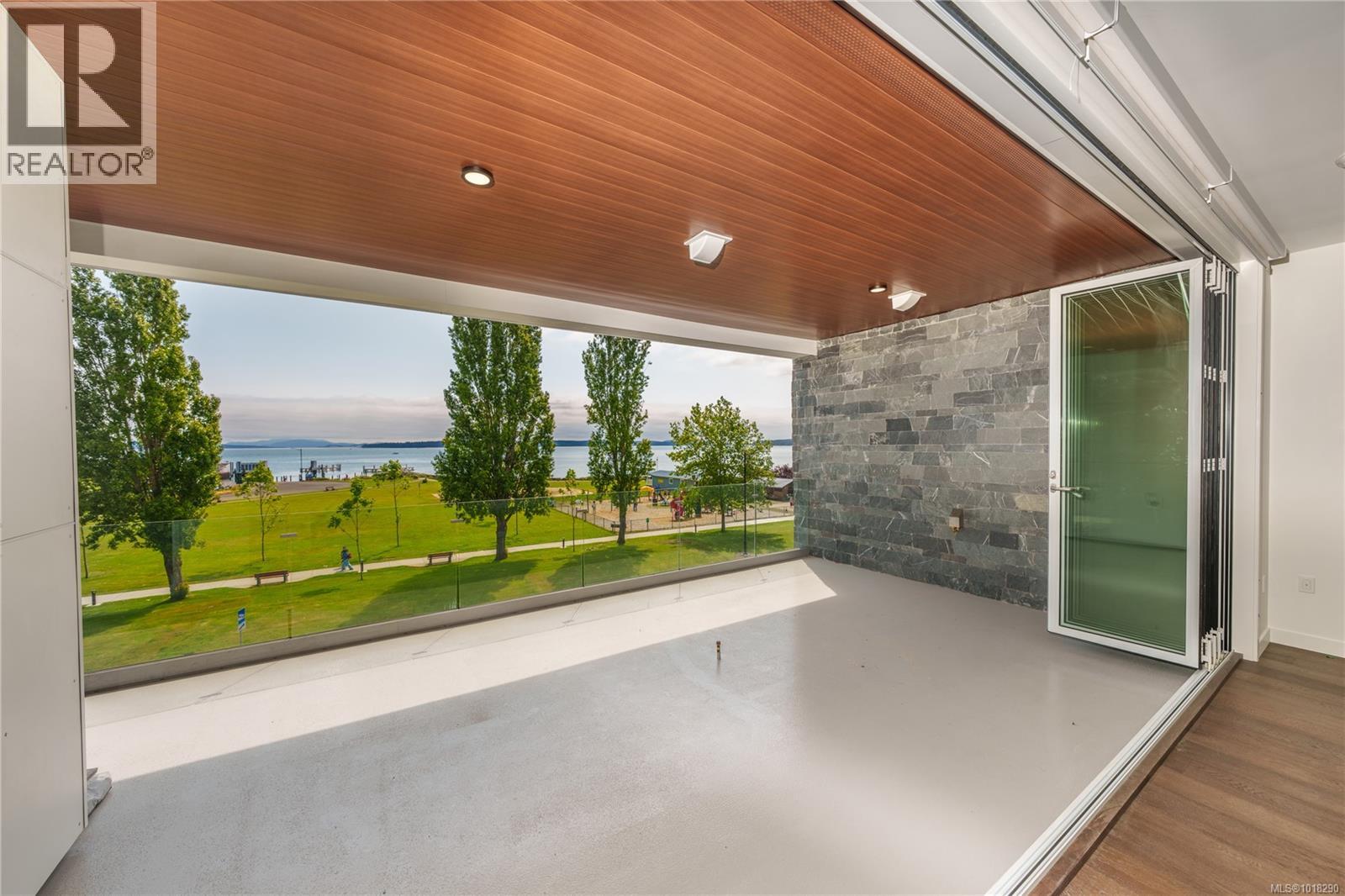 302 9570 Fifth St, Sidney, British Columbia  V8L 2W5 - Photo 15 - 1018290