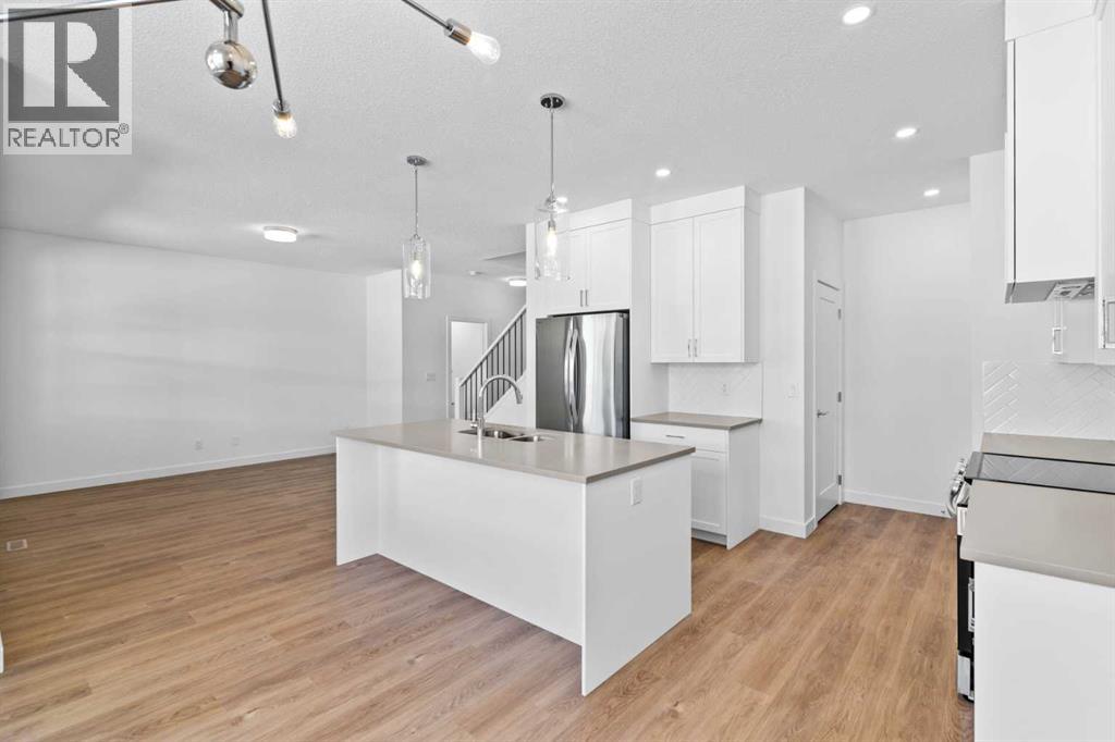 1003, 201 Cooperswood Green Sw, Airdrie, Alberta  T3B 3Y6 - Photo 8 - A2252417