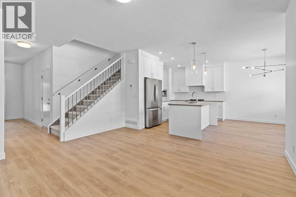 1003, 201 Cooperswood Green Sw, Airdrie, Alberta  T3B 3Y6 - Photo 5 - A2252417