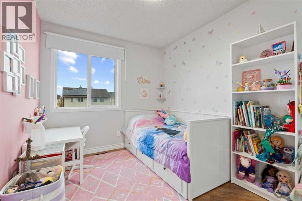 242 Elgin Place Se, Calgary, Alberta  T2Z 4V8 - Photo 26 - A2264618