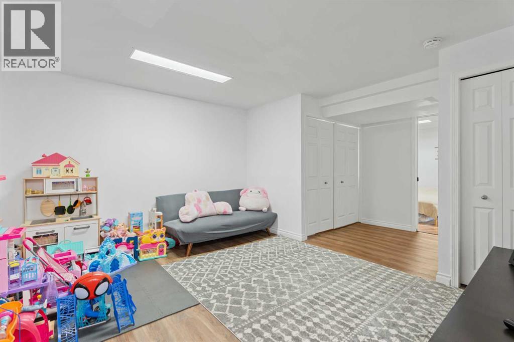 242 Elgin Place Se, Calgary, Alberta  T2Z 4V8 - Photo 29 - A2264618