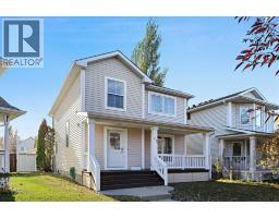 23 Inverness Gardens SE McKenzie Towne